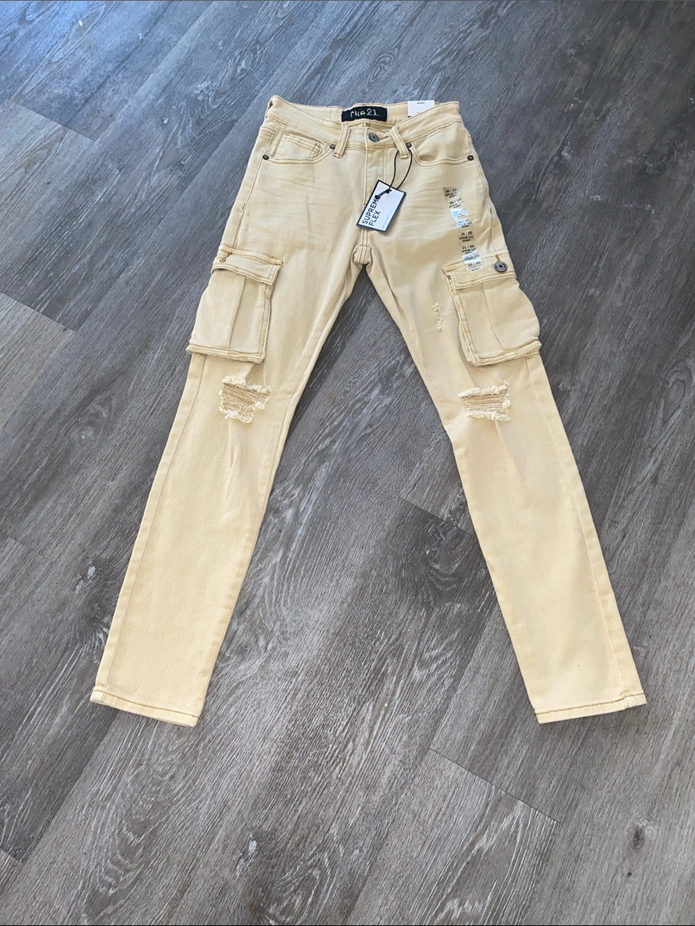 Rue21 Men’s Tan Distressed Cargo Skinny Jeans